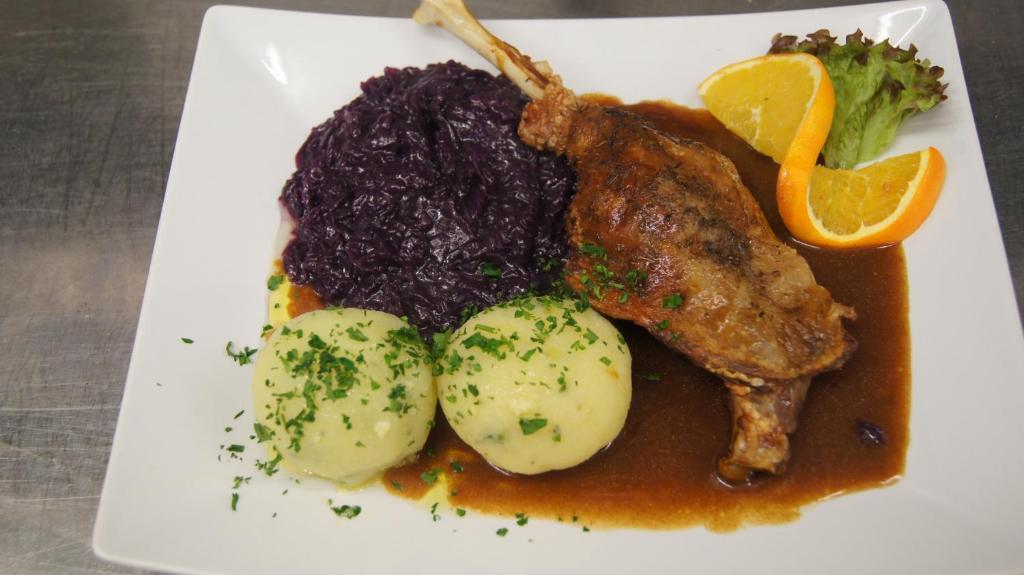 Hotel-Restaurant Ehses Zeltingen-Rachtig Exterior photo